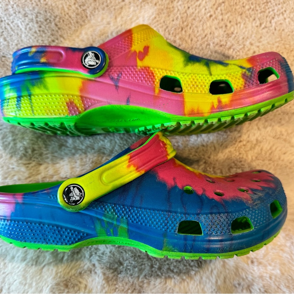 Colorful Tie Dye Crocs size 6
